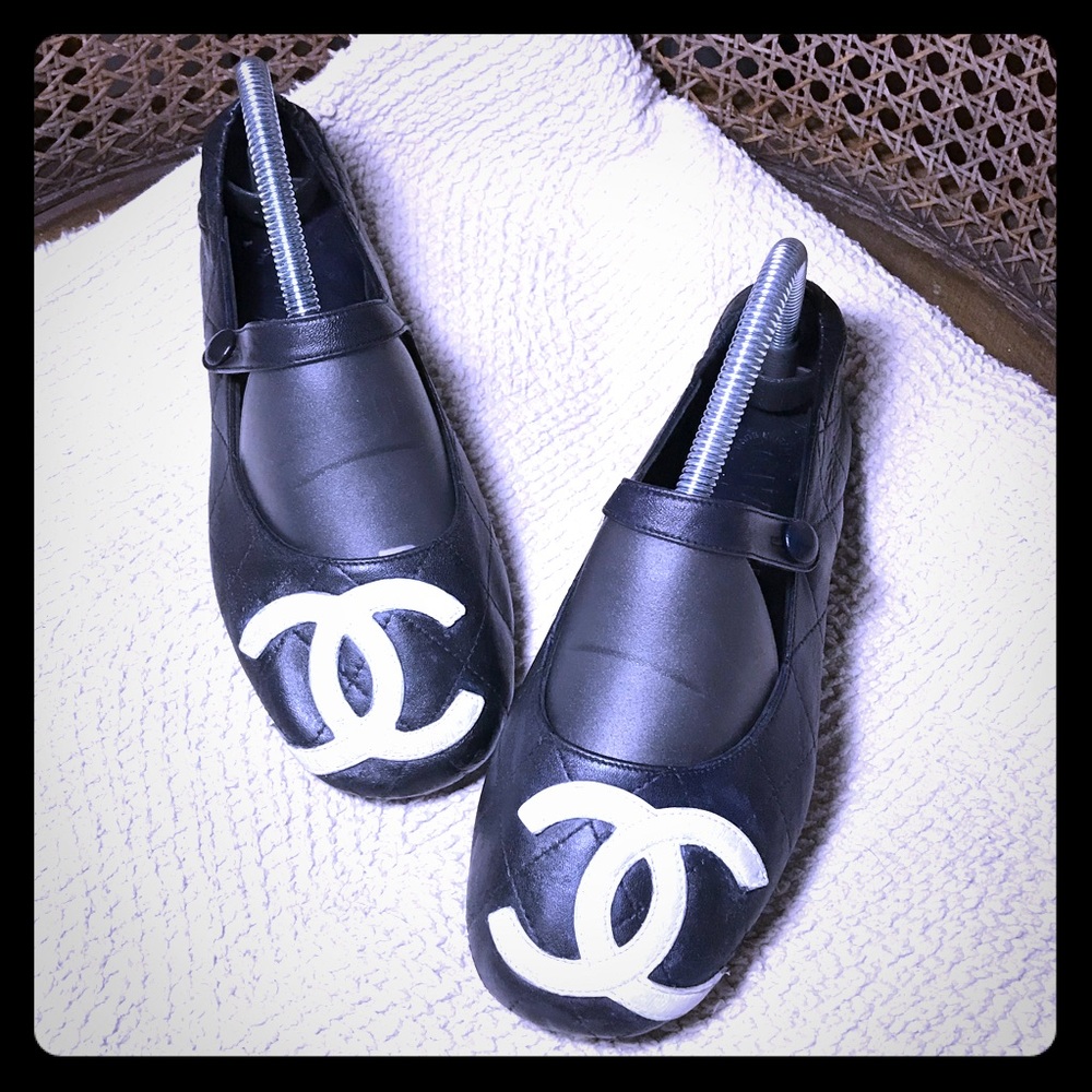 Stunning CHANEL Mary Jane Ballet Flats